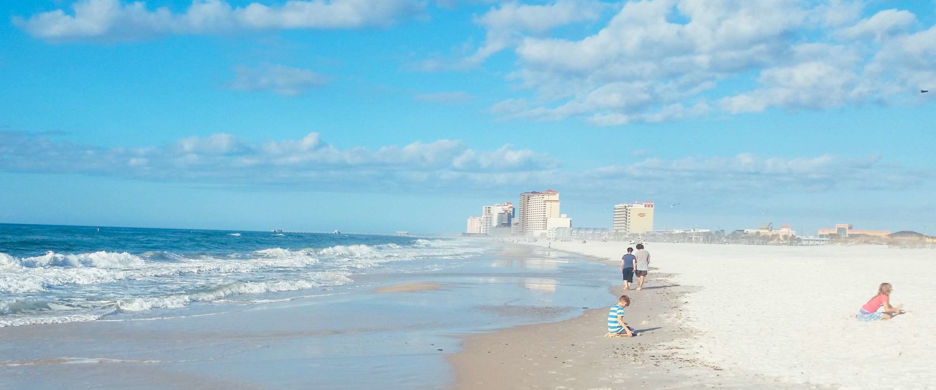 Exploring the Best Beaches and Lakes in Alabama