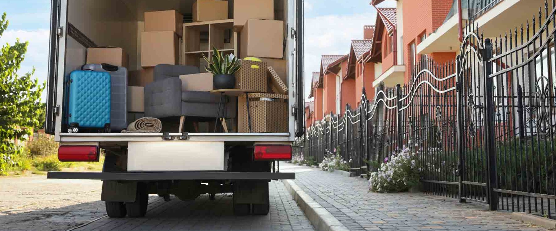 The Ultimate Guide to Moving Trucks: Tips from an Expert